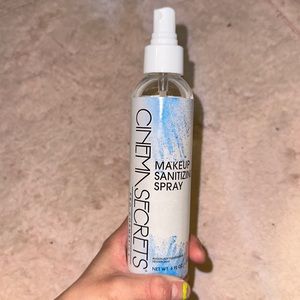 Cinema Secrets Makeup Sanitizing Spray